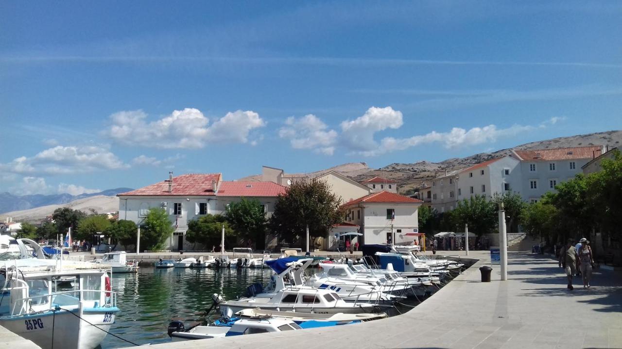 Villa Luka Паг Екстериор снимка