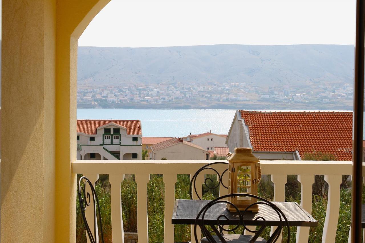 Villa Luka Паг Екстериор снимка