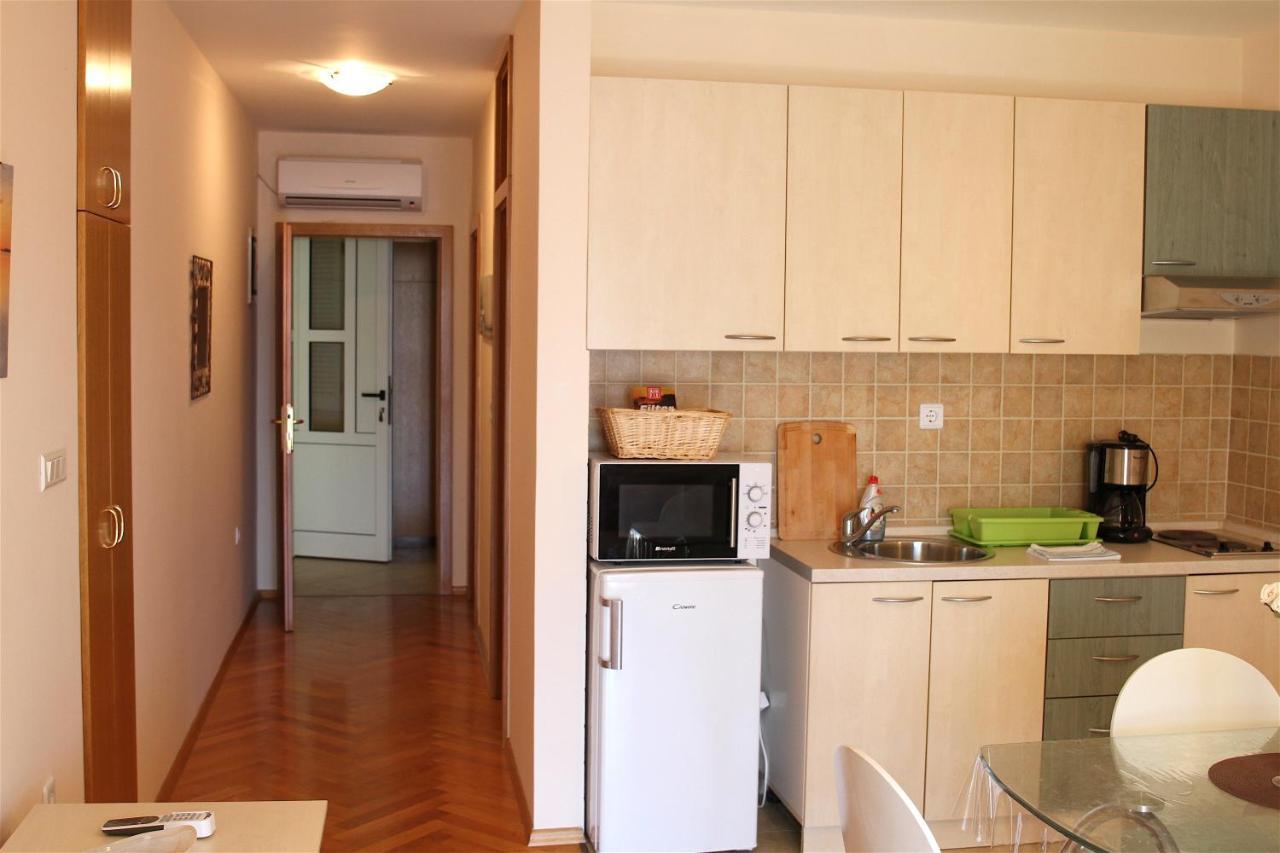 Villa Luka Паг Екстериор снимка